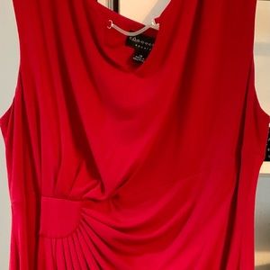 Red sheath sleeveless dress